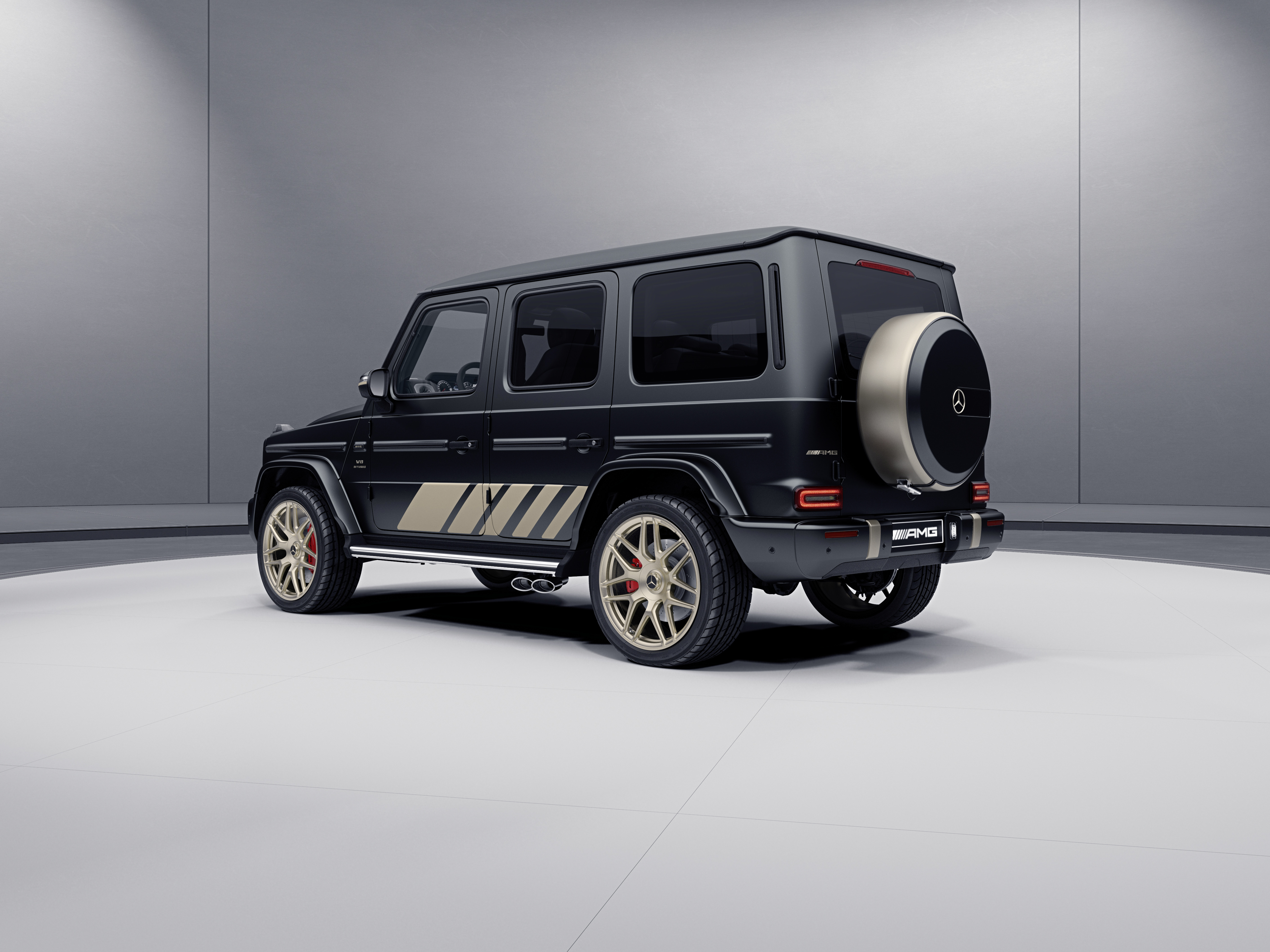 Колесо в сборе лето R22, AMG, G463/465, диск A46340120001190 Бронза Grand Edition 2025 Особое предложение 300000 руб./шт.