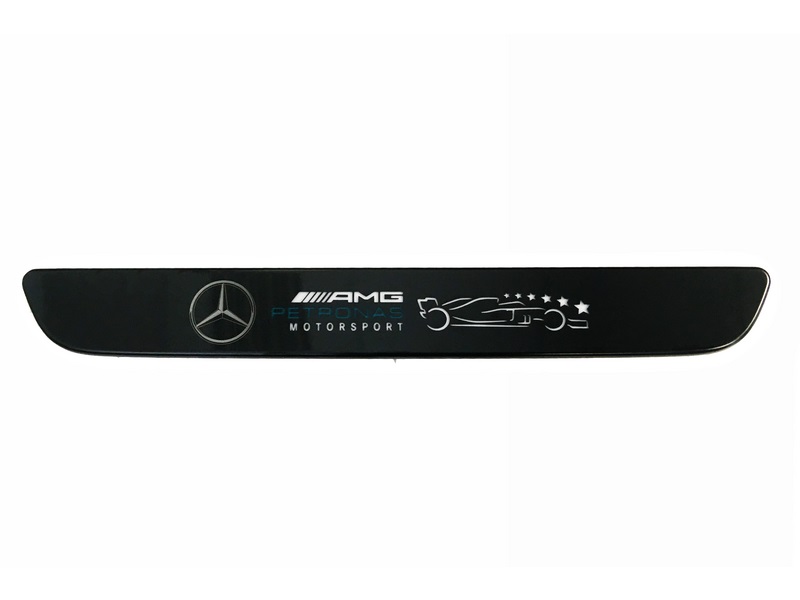 Накладки на пороги, С освещением, впереди, из 2-х частей, «Mercedes AMG-Petronas», 6 звезд