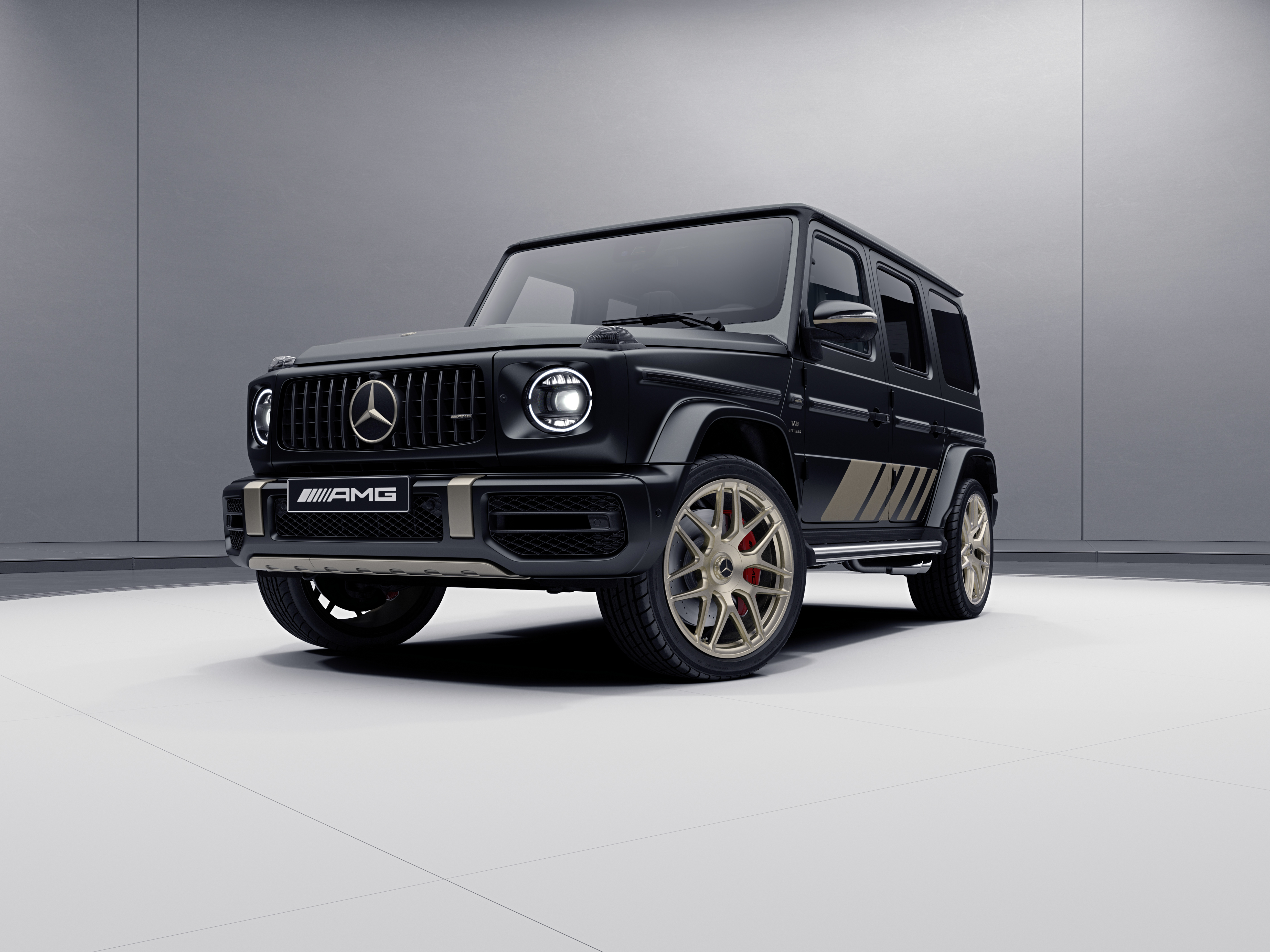 Колесо в сборе лето R22, AMG, G463/465, диск A46340120001190 Бронза Grand Edition 2025 Особое предложение 300000 руб./шт.